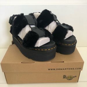 Dr. Martens Francis Fluffy, Black, size 7